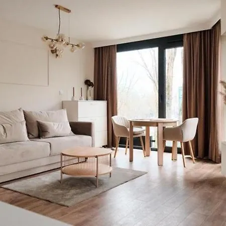 Unia Elegance Apartment *
